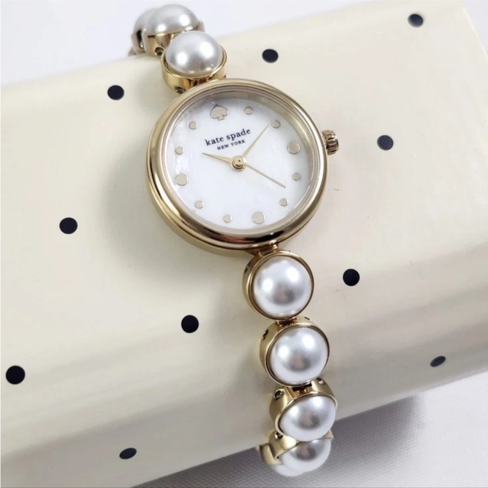 Kate Spade Gold and White Pearl Monroe Pearl Bracelet Watch KSW1687 + Box NIB - Picture 2 of 5